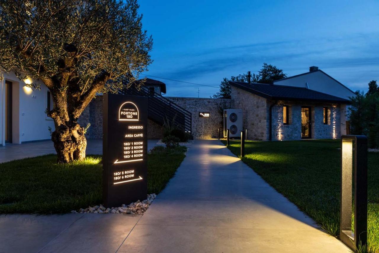 Portone180 Guest House Roveredo in Piano Экстерьер фото