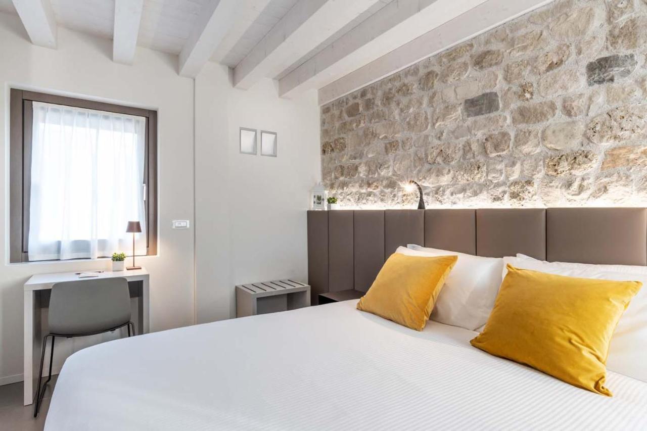 Portone180 Guest House Roveredo in Piano Экстерьер фото